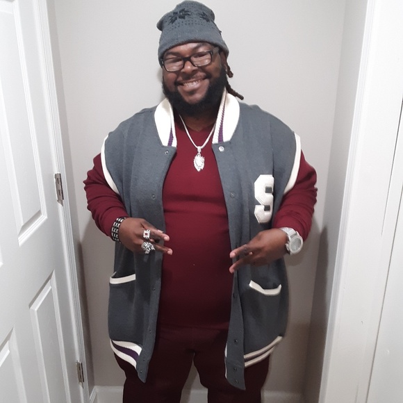 Meet your Posher, Trevon - Picture 2 of 2